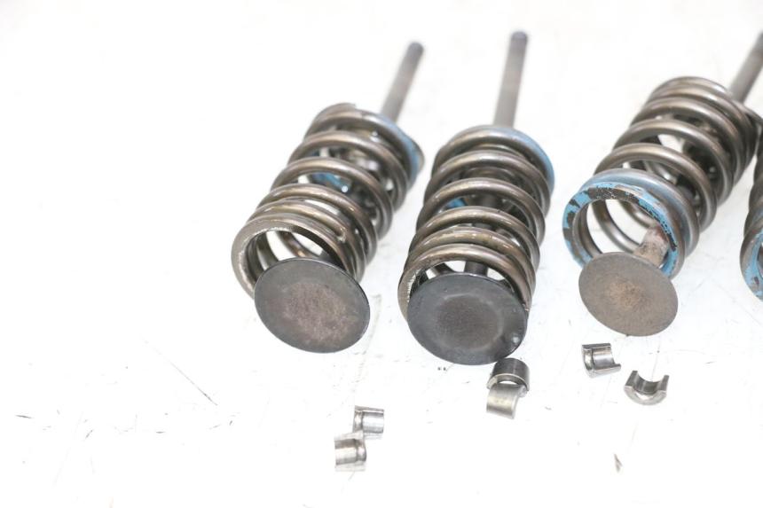 photo de ENGINE VALVE SUZUKI BURGMAN 125 (2007 - 2014)