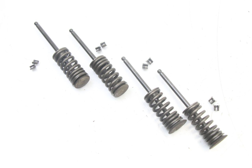 photo de ENGINE VALVE KYMCO DINK STREET 125 (2009 - 2014)