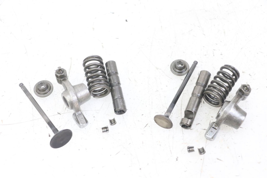 photo de ENGINE VALVE PEUGEOT KISBEE 4T 50 (2018 - 2022)