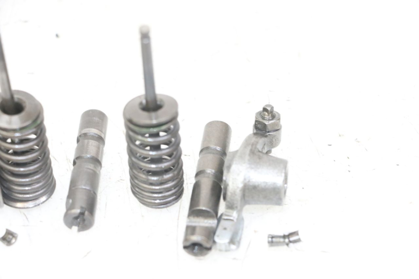 photo de ENGINE VALVE PEUGEOT KISBEE 4T 50 (2018 - 2022)