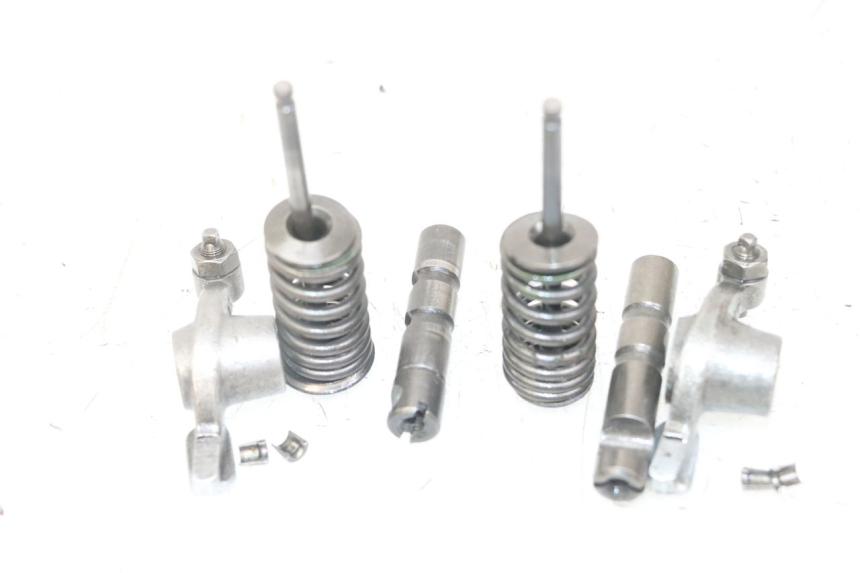 photo de ENGINE VALVE PEUGEOT KISBEE 4T 50 (2018 - 2022)