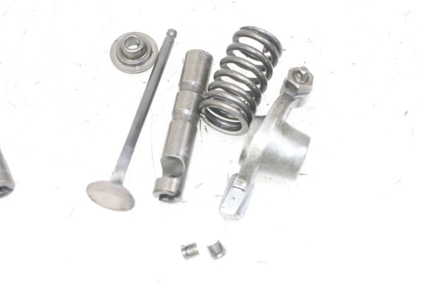 photo de ENGINE VALVE PEUGEOT KISBEE 4T 50 (2018 - 2022)