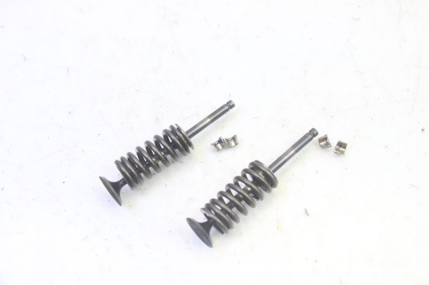 photo de ENGINE VALVE DAELIM S1 125 (2007 - 2016) - Component detail