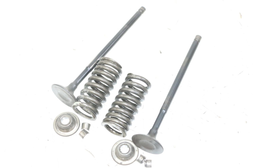 photo de ENGINE VALVE PIAGGIO VESPA GRANTURISMO 200 (2004 - 2005)