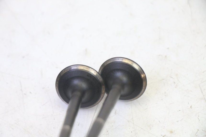 photo de ENGINE VALVE YAMAHA X-MAX XMAX 125 (2010 - 2014) - Zoom on usage condition