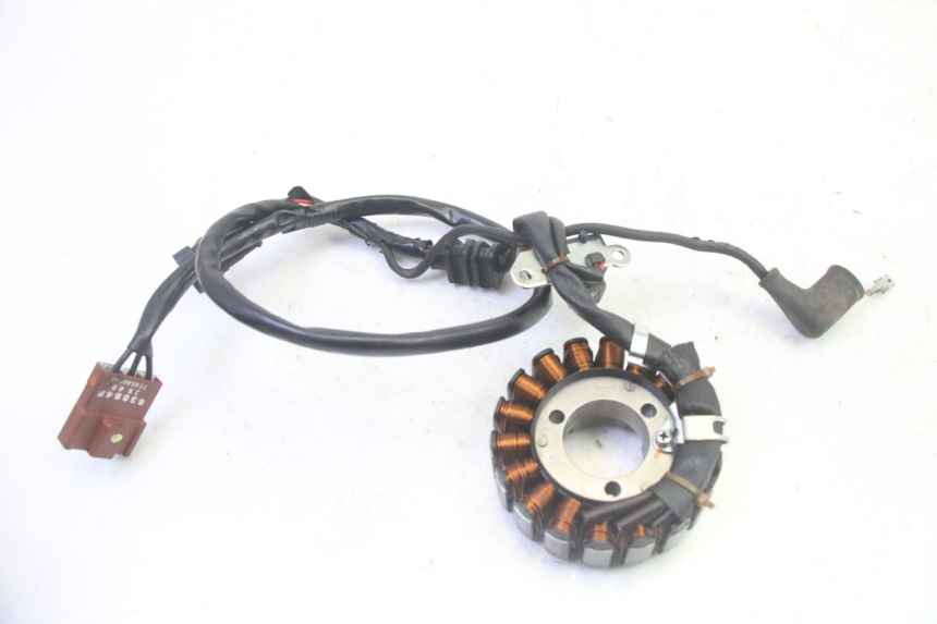 photo de STATOR PIAGGIO MP3 RL 250 (2007 - 2010) - Zoom on usage condition