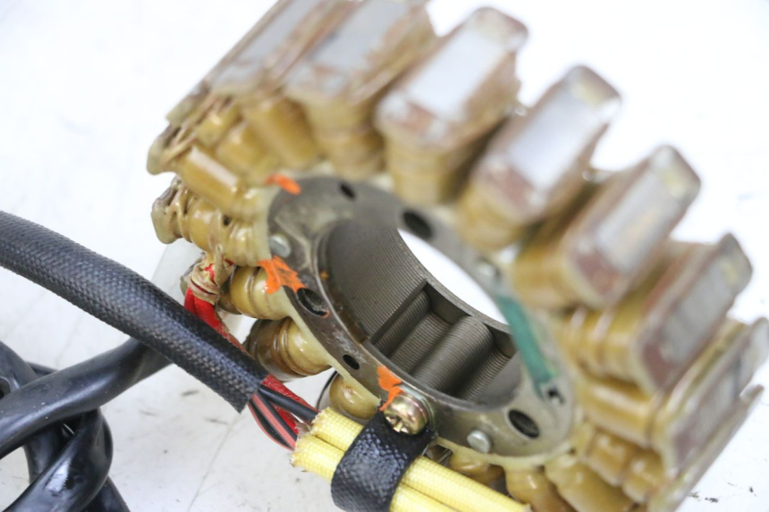 photo de STATOR KAWASAKI ZR 7 750 (1999 - 2001) - Zoom on usage condition