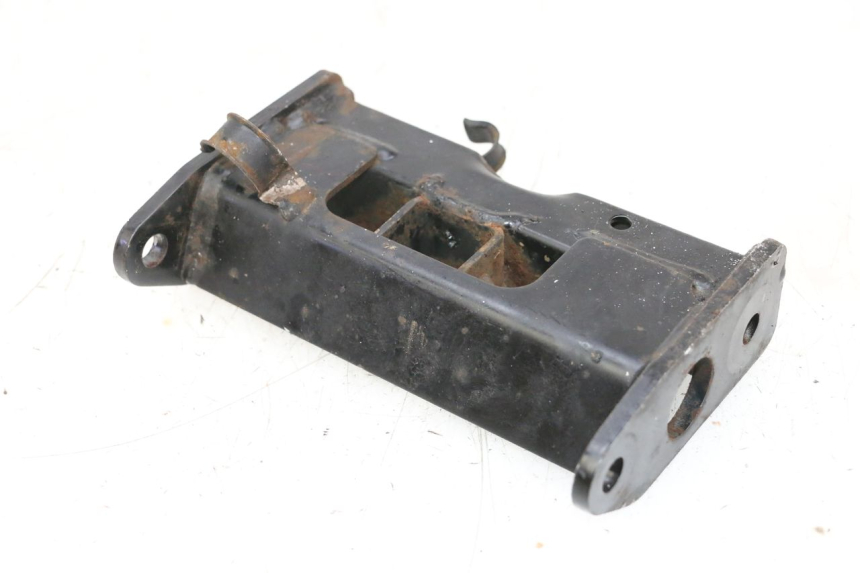 photo de SHOCK ABSORBER MOUNT HONDA NSR R 125 (1994 - 2003) - Technical close-up