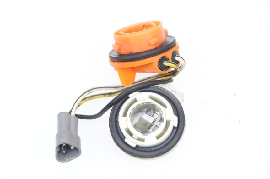 photo de BULB HOLDER PIAGGIO VESPA LX 2T 50 (2005 - 2013)