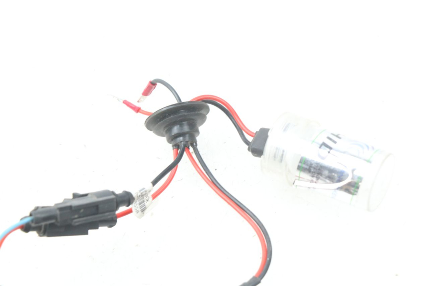 photo de BULB HOLDER DAELIM S2 125 (2006 - 2007)