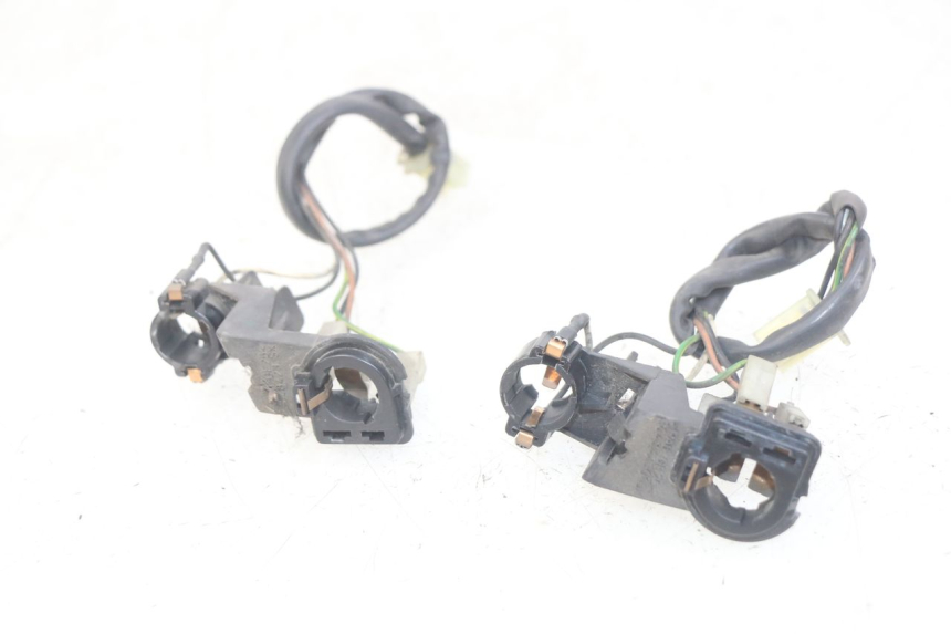 photo de BULB HOLDER YAMAHA XMAX X-MAX 125 (2006 - 2009) - Main view