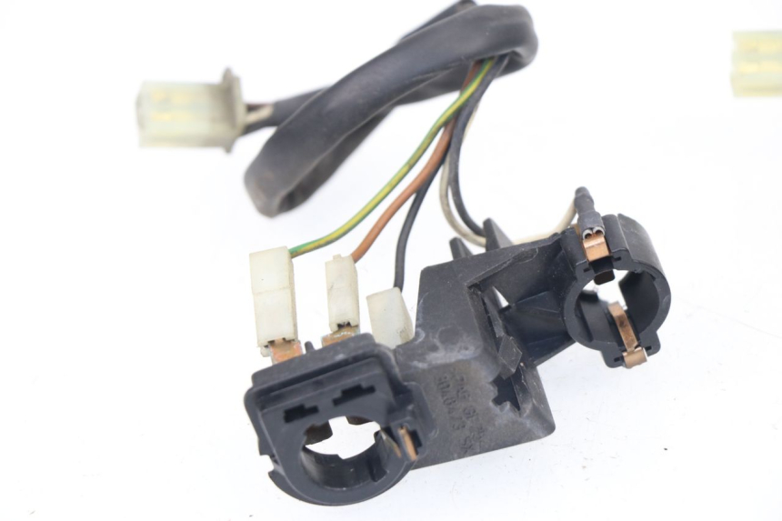 photo de BULB HOLDER YAMAHA XMAX X-MAX 125 (2006 - 2009)