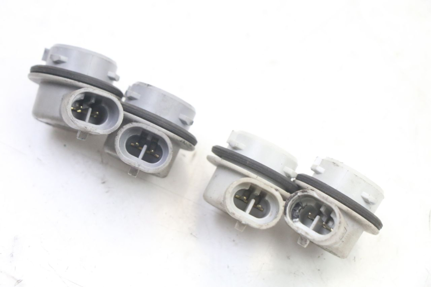 photo de BULB HOLDER YAMAHA YP X-MAX XMAX 400 (2014 - 2017)