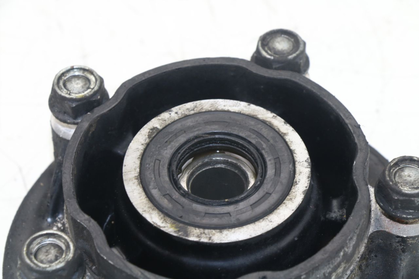 photo de SPROCKET MOUNT HONDA CBF N 600 (2004 - 2007)
