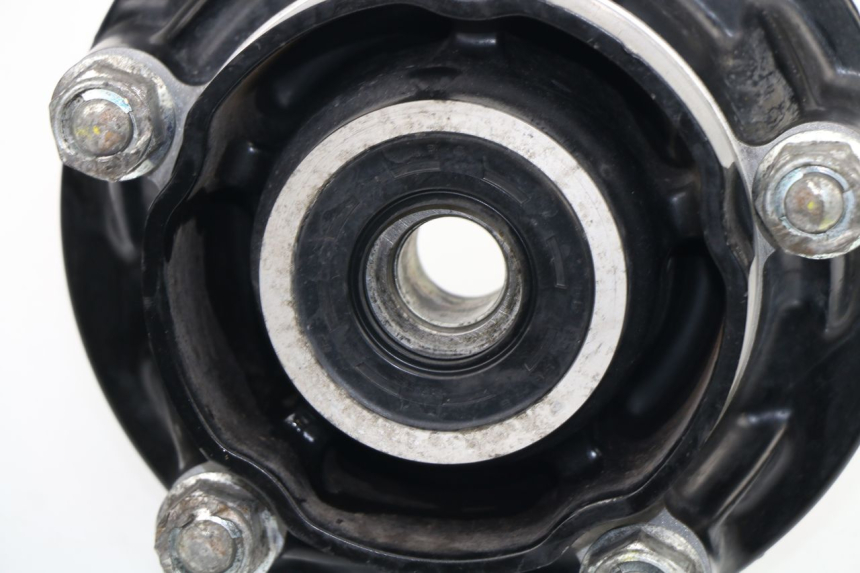 photo de SPROCKET MOUNT HONDA CBF N 600 (2008 - 2010)