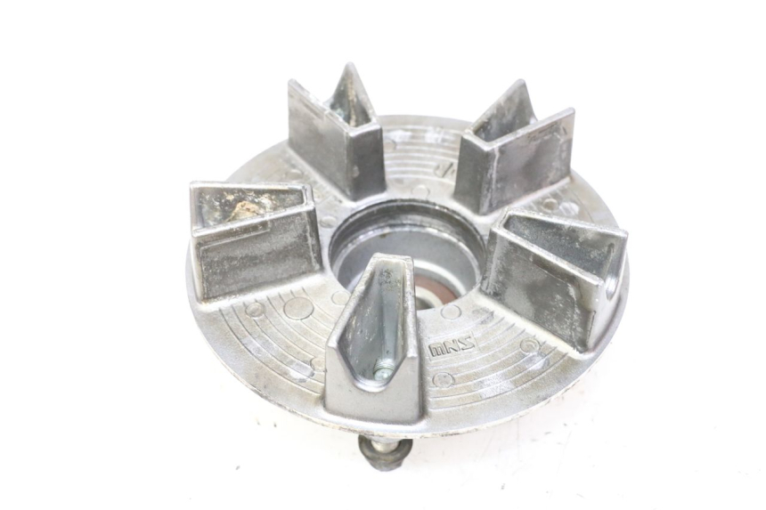 photo de SPROCKET MOUNT TRIUMPH SPRINT 900 (1995 - 1998)
