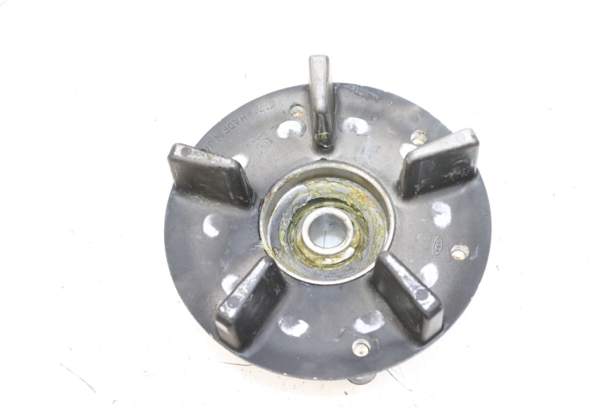 photo de SPROCKET MOUNT KAWASAKI ZR 7 750 (1999 - 2001) - Component detail