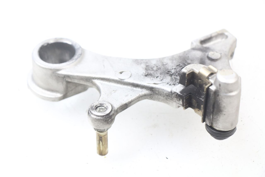 photo de REAR CALIPER BRACKET HONDA CBR RR FIREBLADE 1000 (2006 - 2007)
