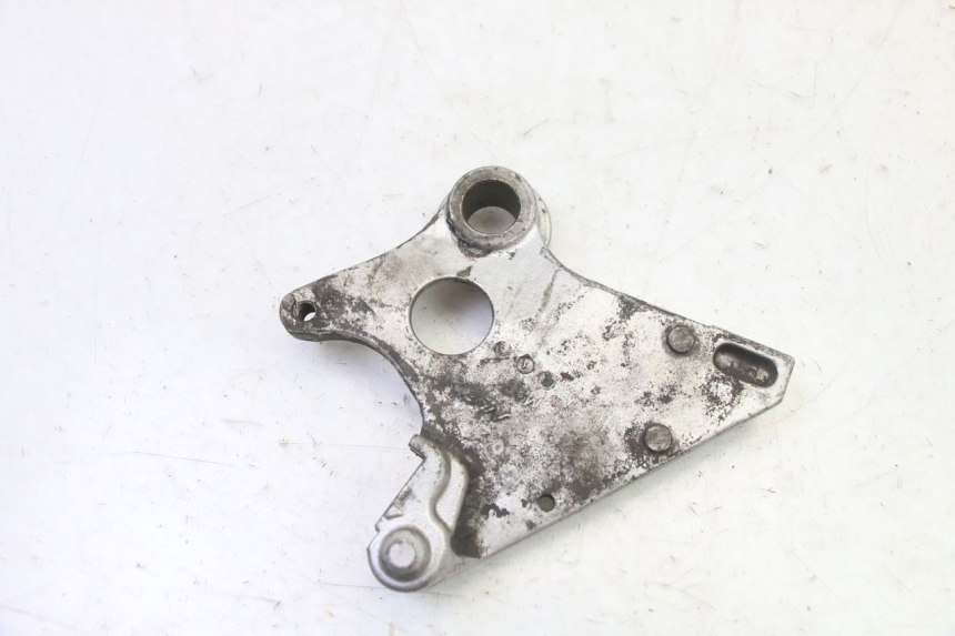 photo de REAR CALIPER BRACKET HONDA CBR RR FIREBLADE 900 (1992 - 1994)