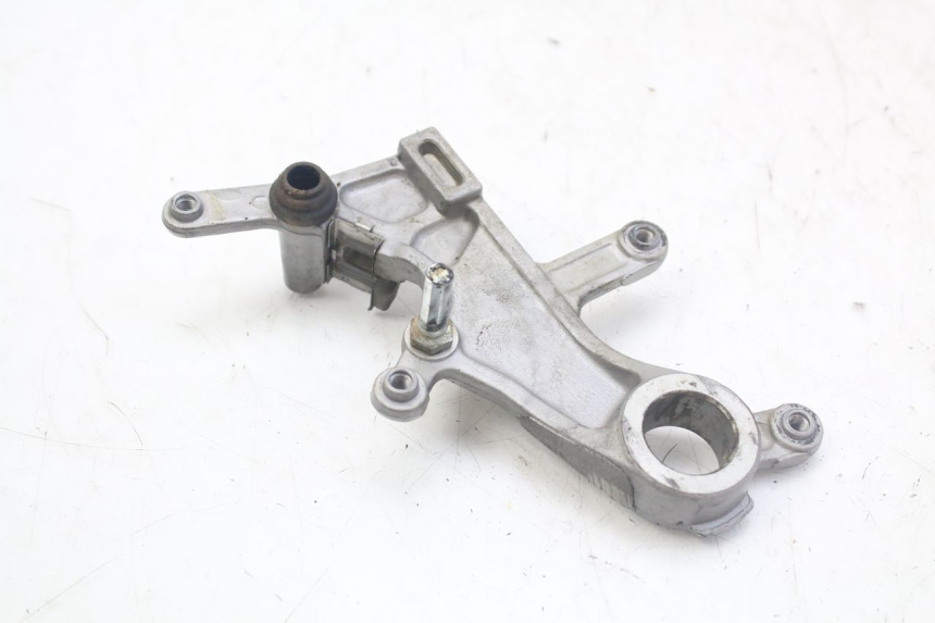 photo de REAR BRAKE CALIPER BRACKET HONDA CRF 250 (2010 - 2013)