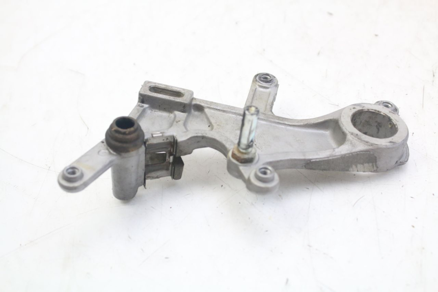 photo de REAR BRAKE CALIPER BRACKET HONDA CRF 250 (2010 - 2013)