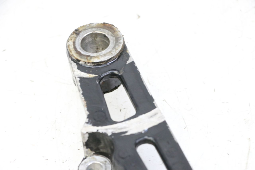 photo de REAR CALIPER BRACKET YAMAHA FJ 36Y 1100 (1984 - 1985)