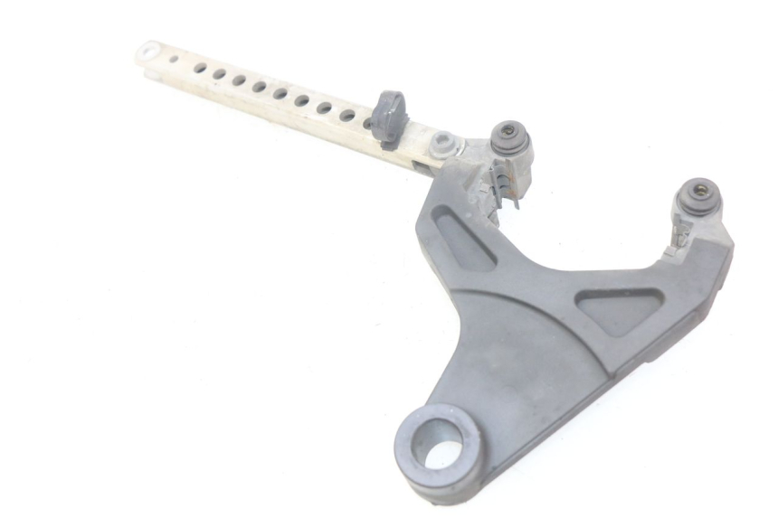 photo de REAR BRAKE CALIPER BRACKET YAMAHA FJR ABS 1300 (2016 - 2020)