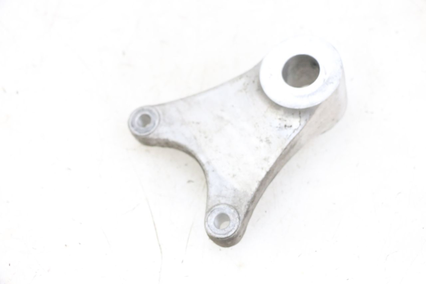 photo de REAR CALIPER BRACKET SUZUKI GSF N BANDIT 600 (1996 - 1999) - Component detail