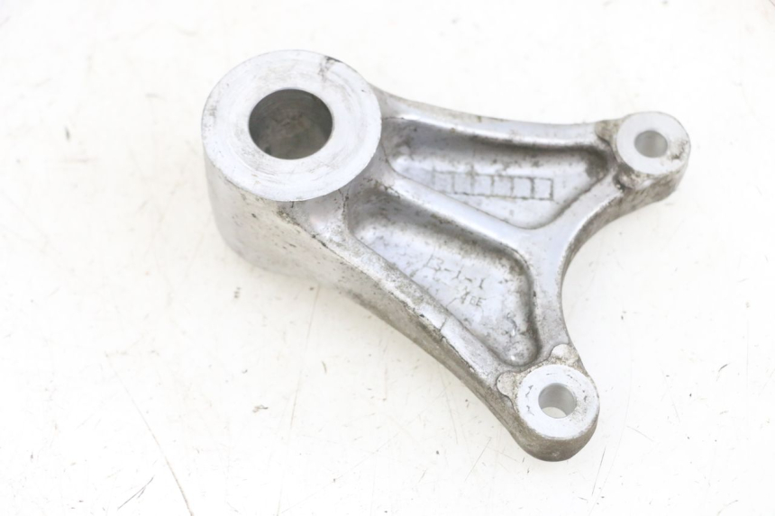 photo de REAR CALIPER BRACKET SUZUKI GSF N BANDIT 600 (1996 - 1999) - Zoom on usage condition