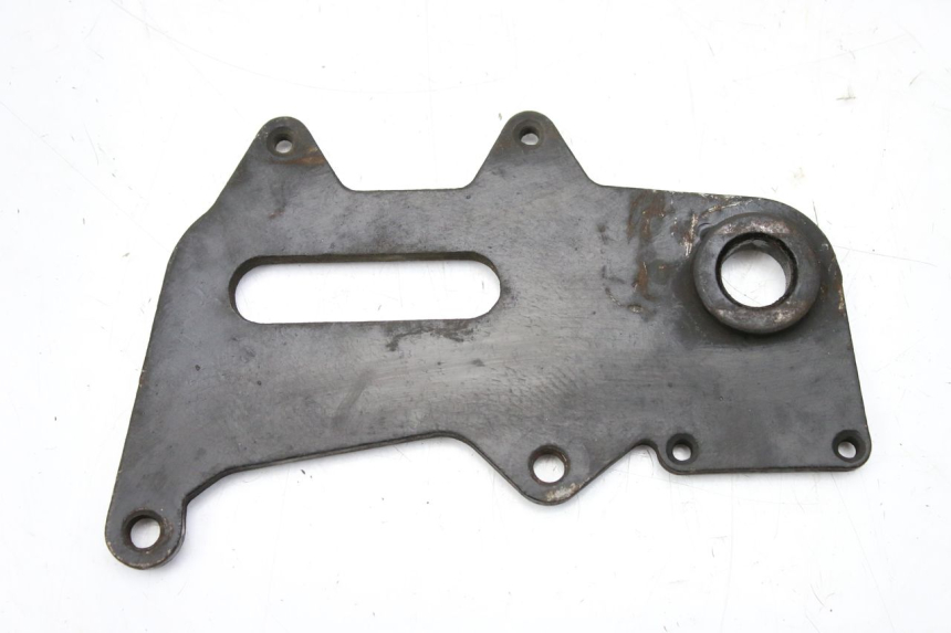 photo de REAR BRAKE CALIPER BRACKET KEEWAY TX 50 (2008 - 2015)