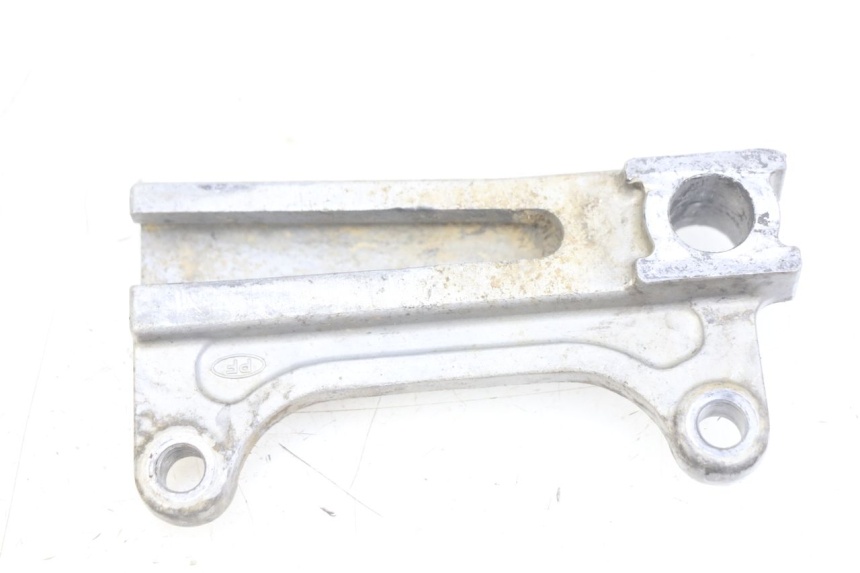photo de REAR BRAKE CALIPER BRACKET KAWASAKI KX 85 (2014 - 2021)