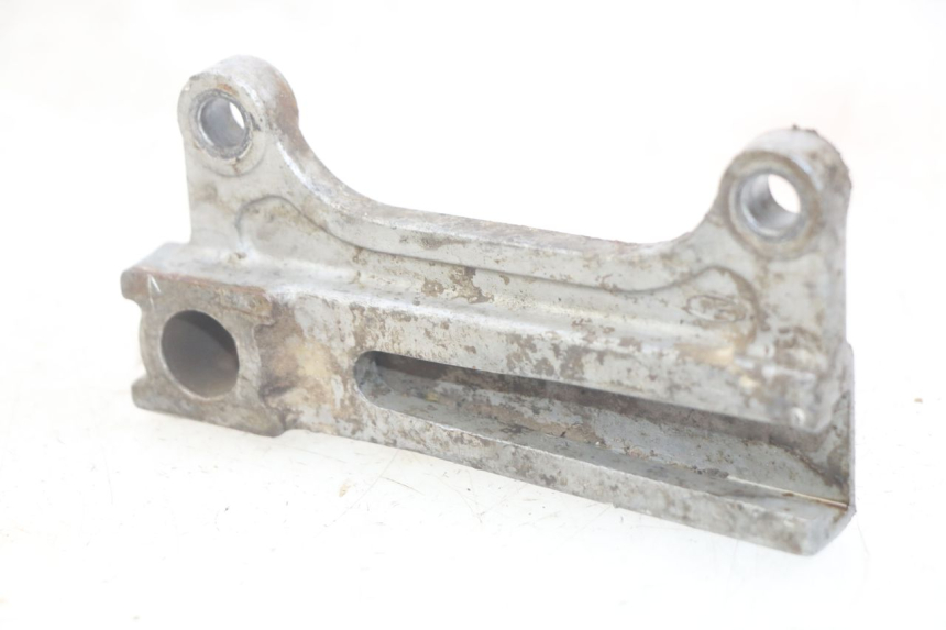 photo de REAR BRAKE CALIPER BRACKET KAWASAKI KX 85 (2001 - 2013)