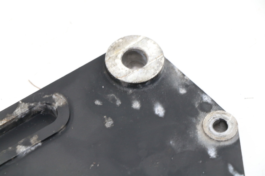 photo de REAR CALIPER BRACKET LONCIN LX 125 (2010 - 2015)