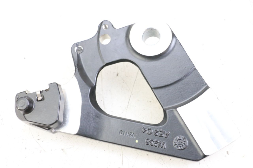 photo de REAR CALIPER BRACKET ROYAL ENFIELD CONTINENTAL GT 650 (2019 - 2024)