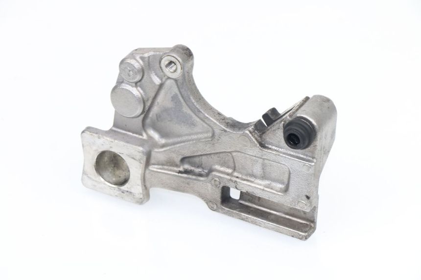 photo de REAR CALIPER BRACKET SUZUKI GSR 750 (2011 - 2017)