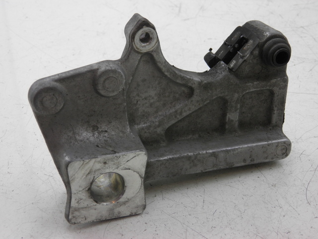 photo de REAR CALIPER BRACKET SUZUKI GSX F GSXF 650 (2007 - 2015)