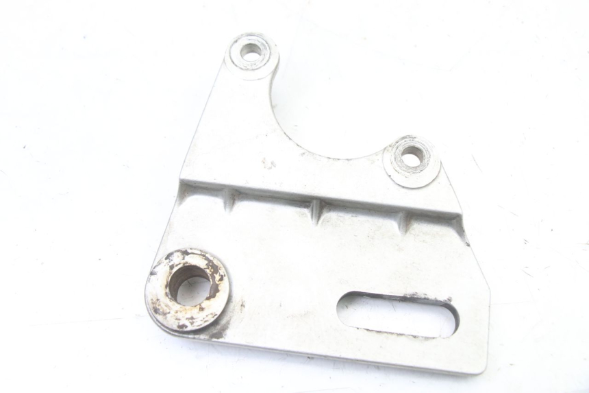 photo de REAR CALIPER BRACKET YAMAHA TZR 50 (2008 - 2016)