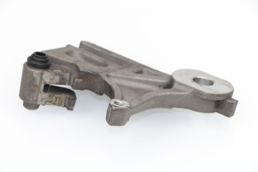photo de REAR CALIPER BRACKET YAMAHA XJ6 600 (2008 - 2016)