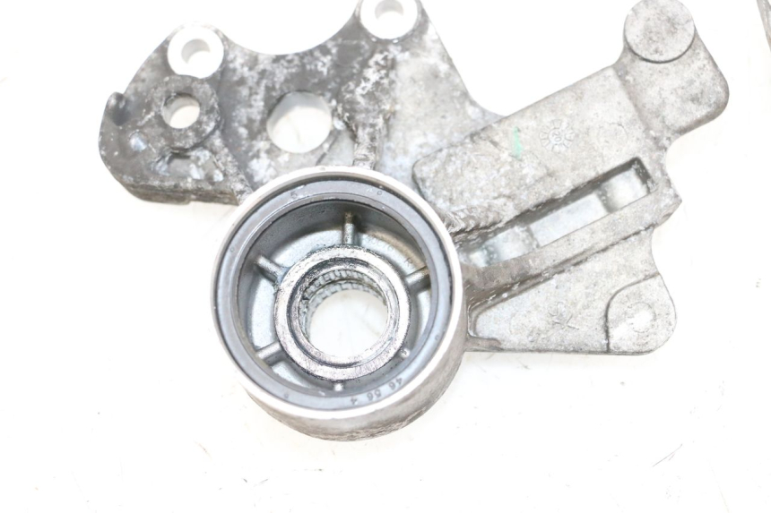 photo de FRONT CALIPER BRACKET PIAGGIO MP3 HPE 300 (2019 - 2026) - Checked used part