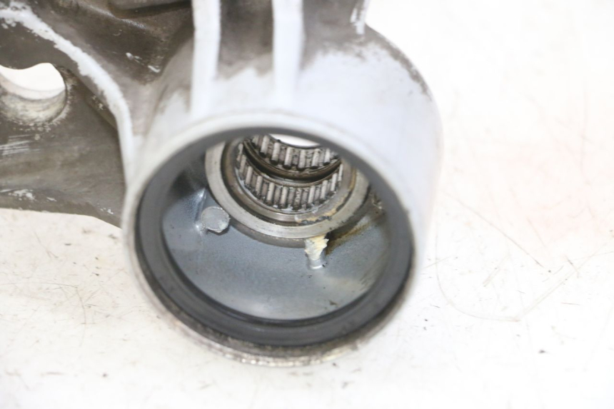 photo de FRONT CALIPER BRACKET PIAGGIO MP3 LT 400 (2007 - 2012)