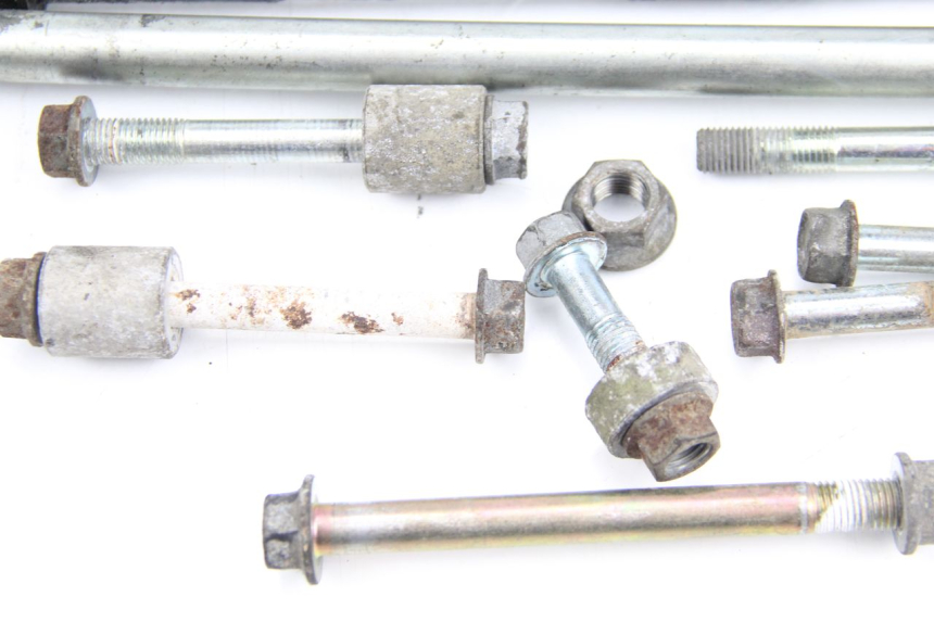 photo de ENGINE MOUNT HONDA CBR F SC21 1000 (1986 - 1992)