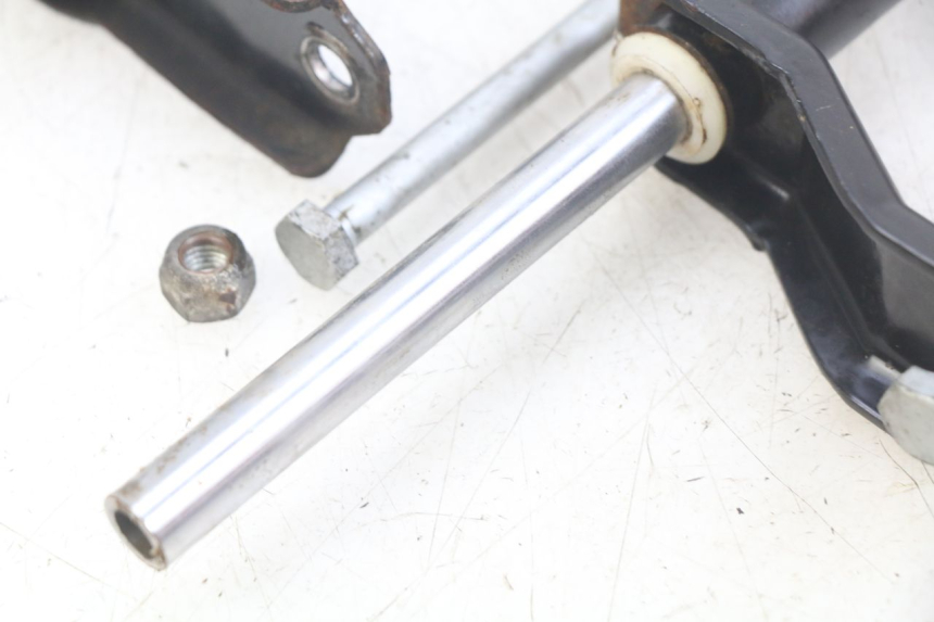 photo de ENGINE MOUNT PEUGEOT CITYSTAR 125 (2011 - 2017)