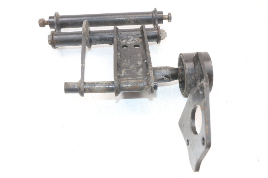 photo de ENGINE MOUNT PIAGGIO FLY 4T 50 (2004 - 2010)