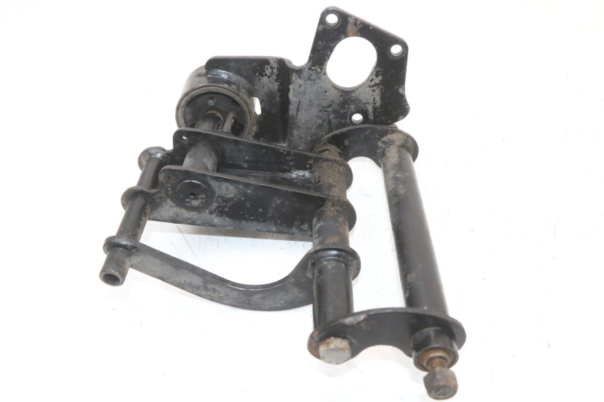 photo de ENGINE MOUNT PIAGGIO FLY 4T 50 (2004 - 2010)