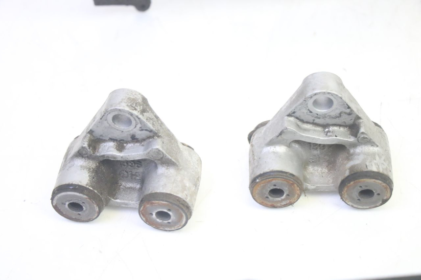 photo de ENGINE MOUNT KAWASAKI GPZ RX 1000 (1986 - 1988) - Alternative perspective