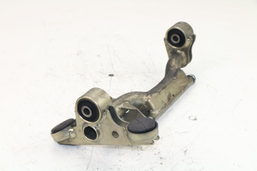 photo de ENGINE MOUNT HONDA FES S-WING SWING ABS 125 (2007 - 2015)