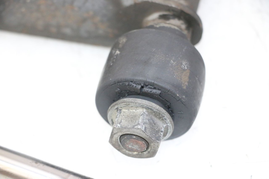 photo de ENGINE MOUNT PIAGGIO MP3 LT 400 (2007 - 2012)