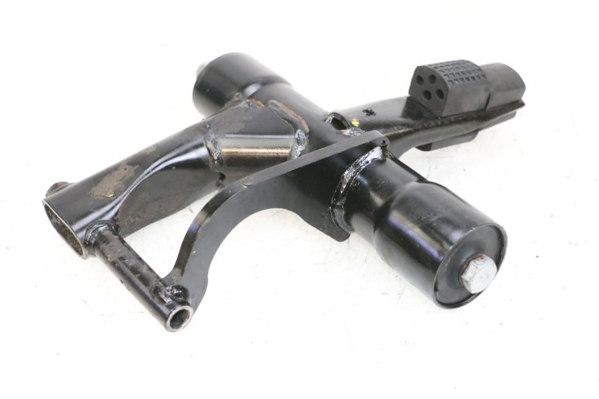 photo de ENGINE MOUNT PIAGGIO NEW TYPHOON 50 (2018 - 2021) - Main view