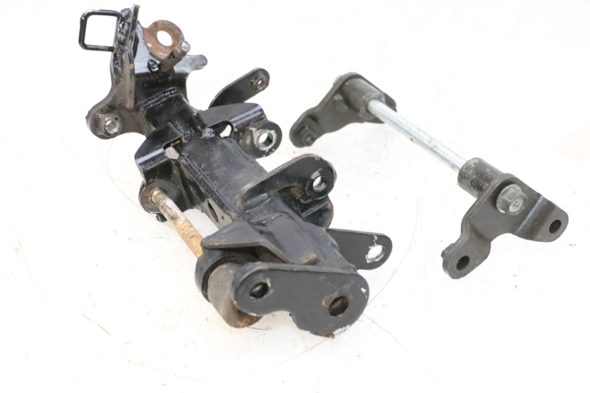 photo de ENGINE MOUNT HONDA NSR R 125 (1994 - 2003) - Alternative perspective