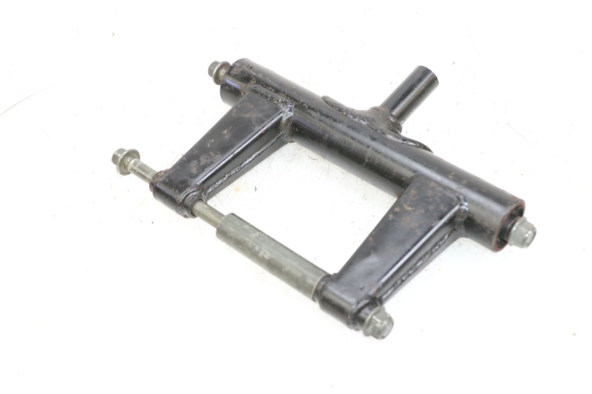 photo de ENGINE MOUNT JM MOTORS OLDIES GT 4T 50 (2018 - 2025) - Component detail